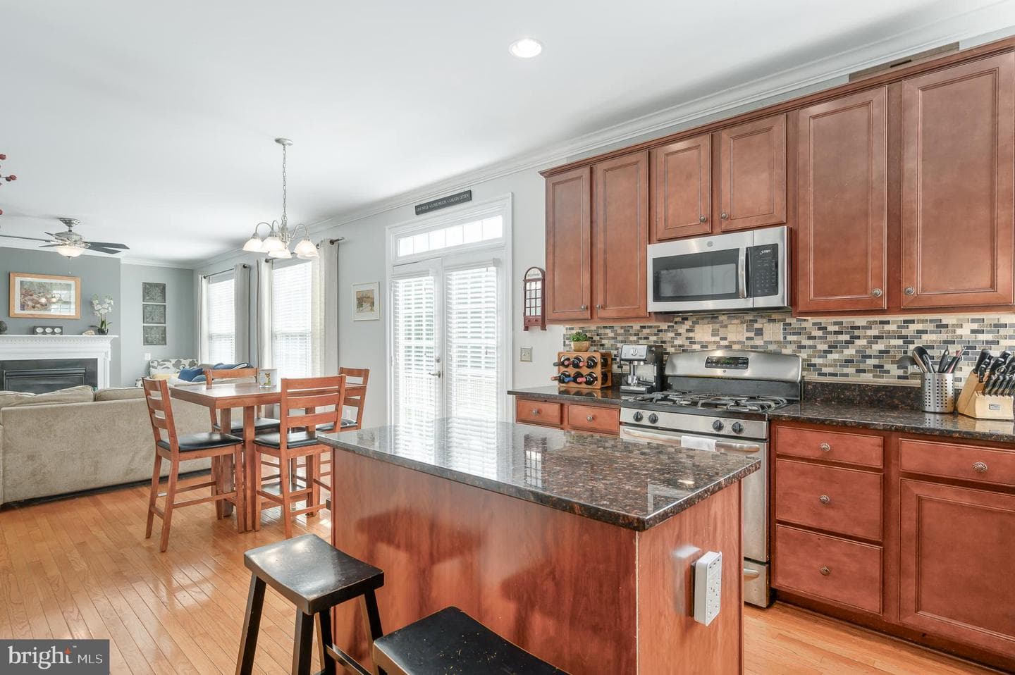 16083 Green Bay Street photo 17