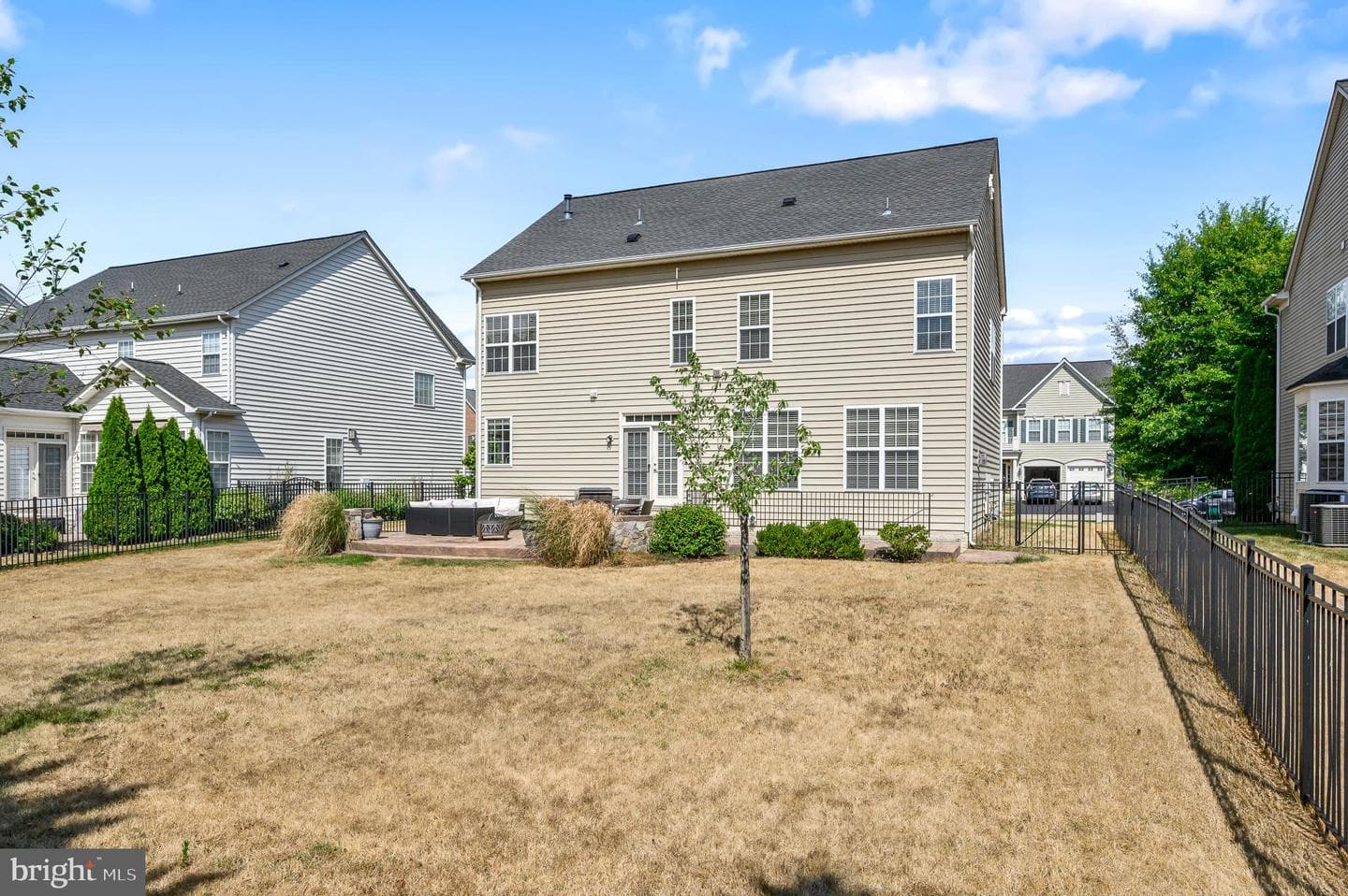16083 Green Bay Street photo 45