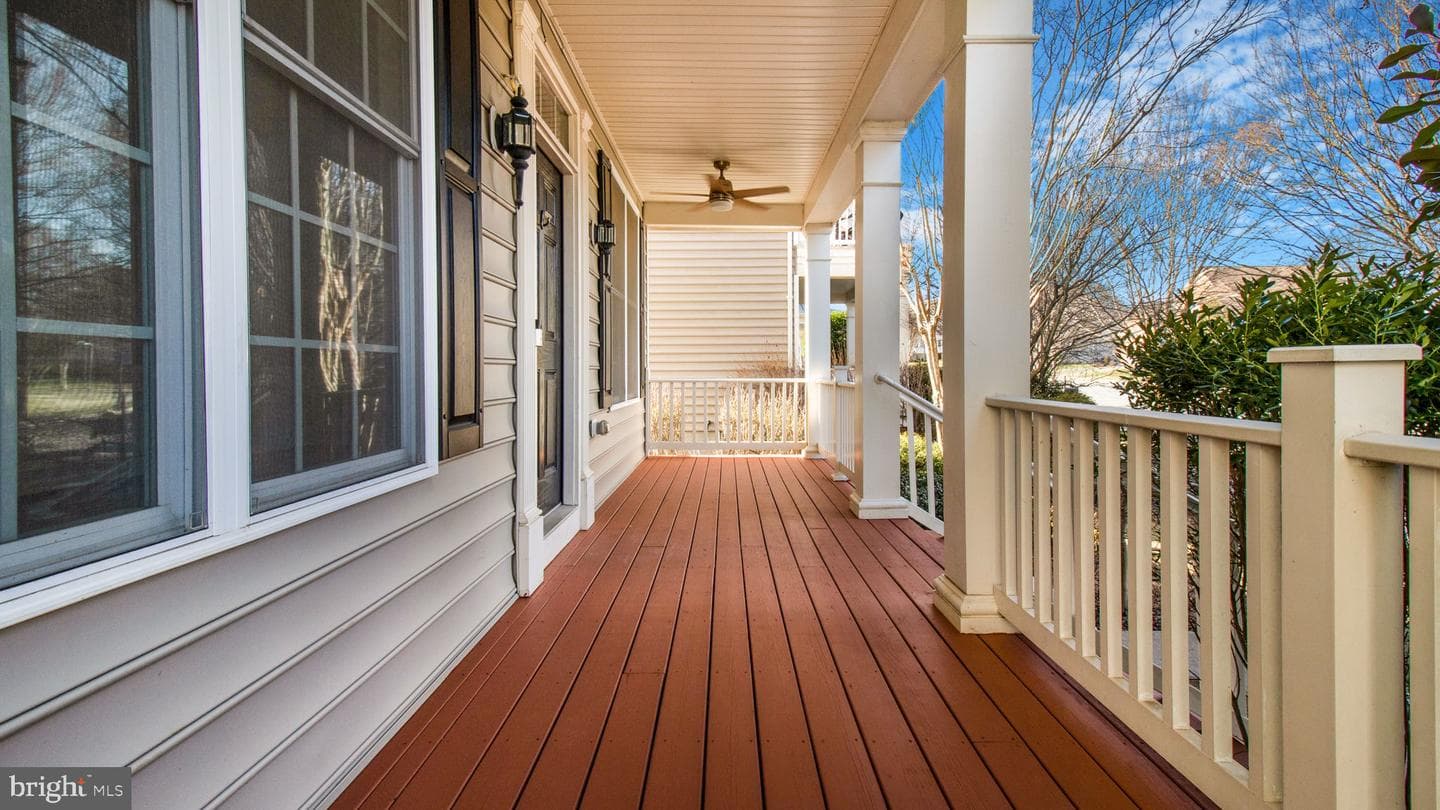 15553 Admiral Baker Circle photo 3