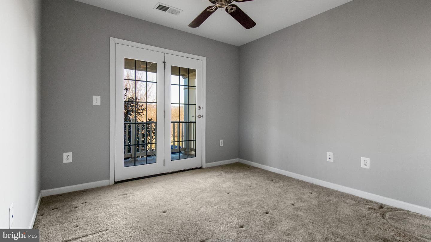15553 Admiral Baker Circle photo 32