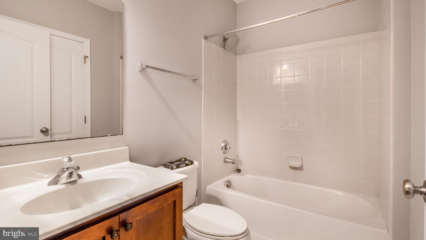 15553 Admiral Baker Circle photo 47