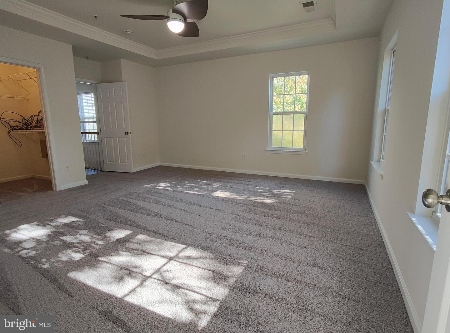 2459 Eastbourne Drive photo 18
