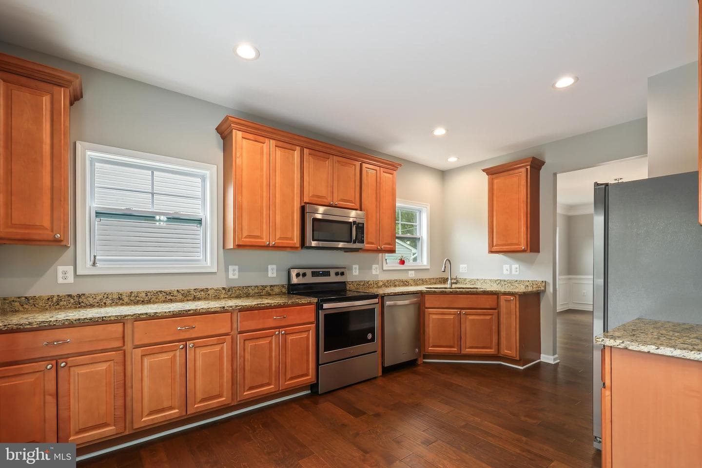 7810 Oak Street photo 10