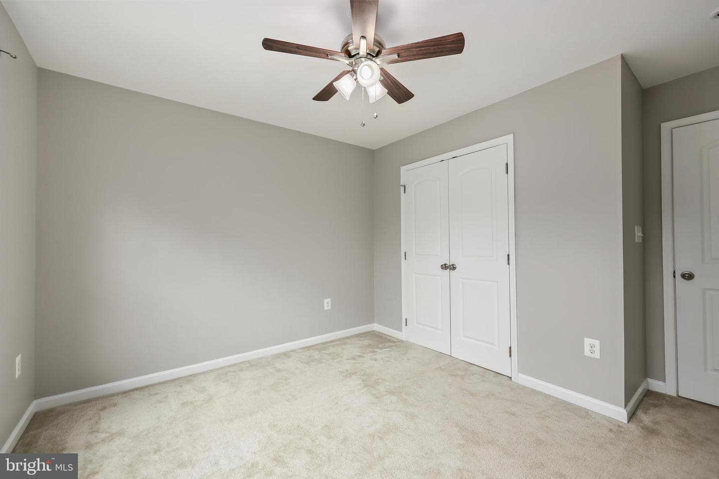 7810 Oak Street photo 28
