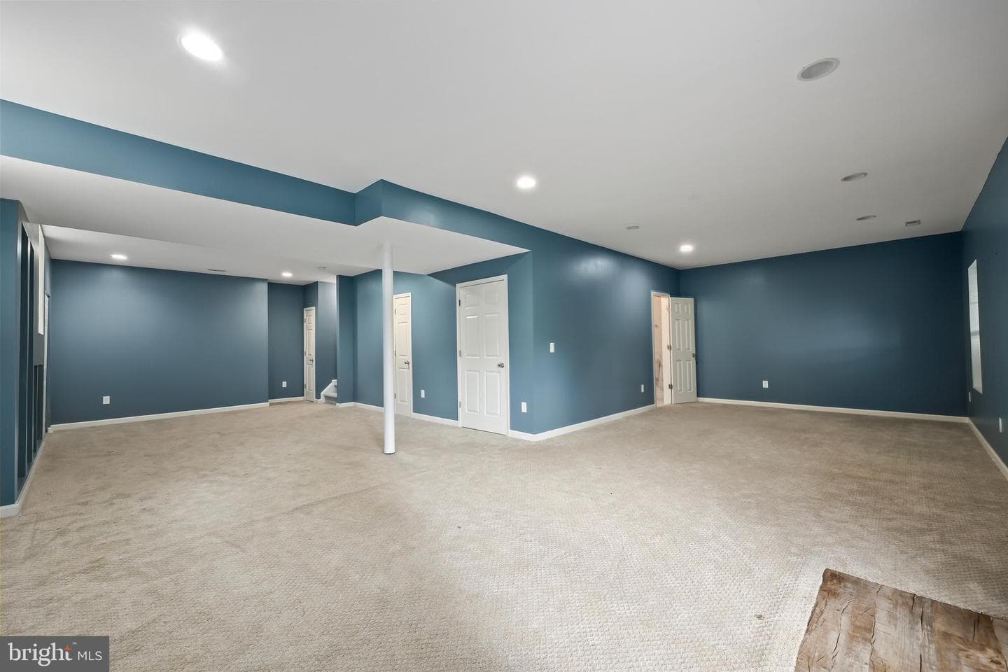 7810 Oak Street photo 32