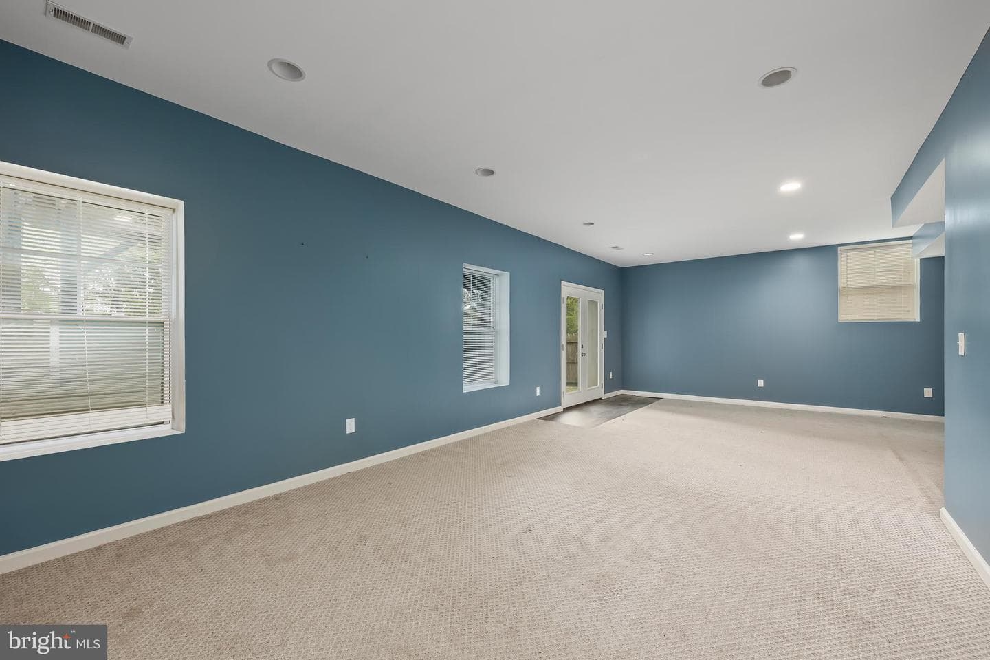 7810 Oak Street photo 33