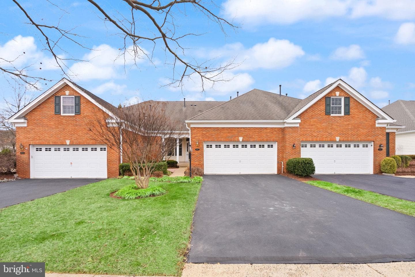 5132 Curran Creek Drive photo 2