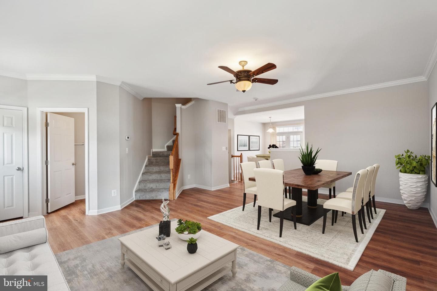 2102 Abbottsbury Way photo 9