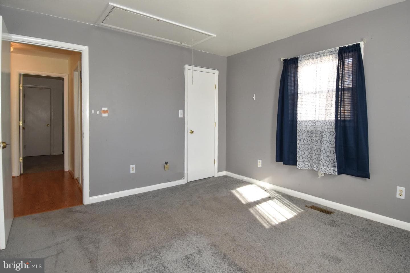 14223 Bismark Avenue photo 8