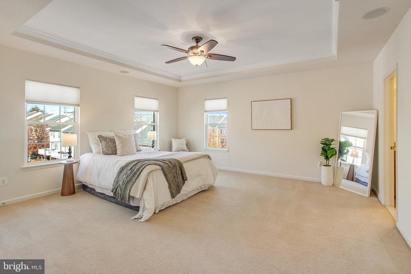 15053 Leicestershire Street photo 18