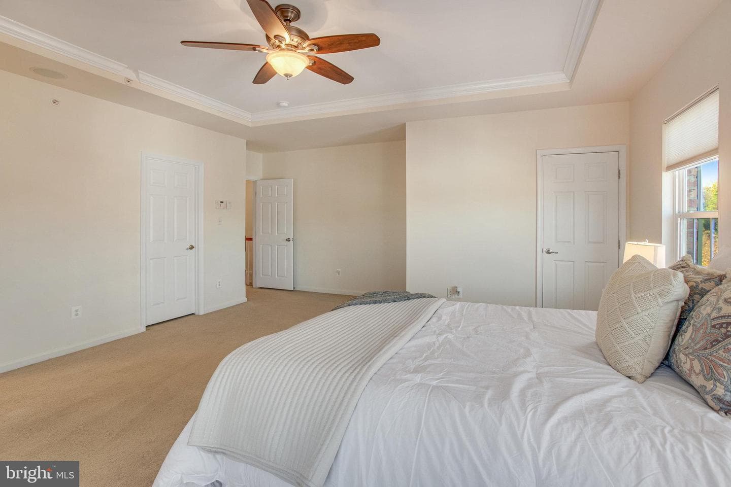 15053 Leicestershire Street photo 20
