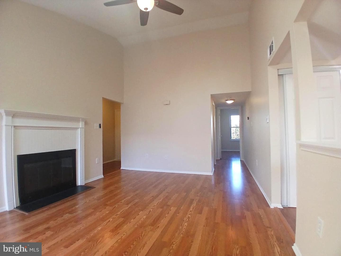 2766 Bordeaux Place photo 4