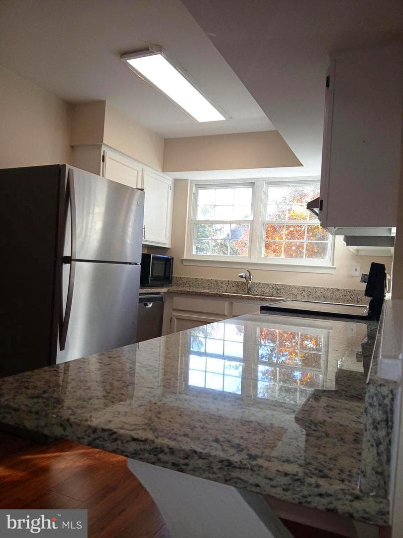 2766 Bordeaux Place photo 40