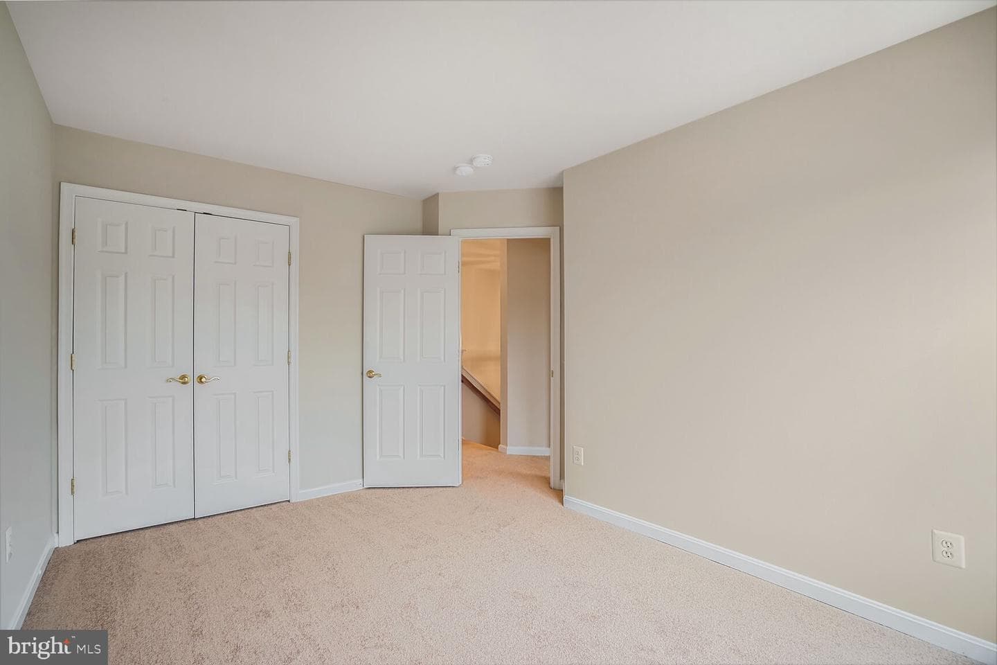 4445 Torrence Place photo 11