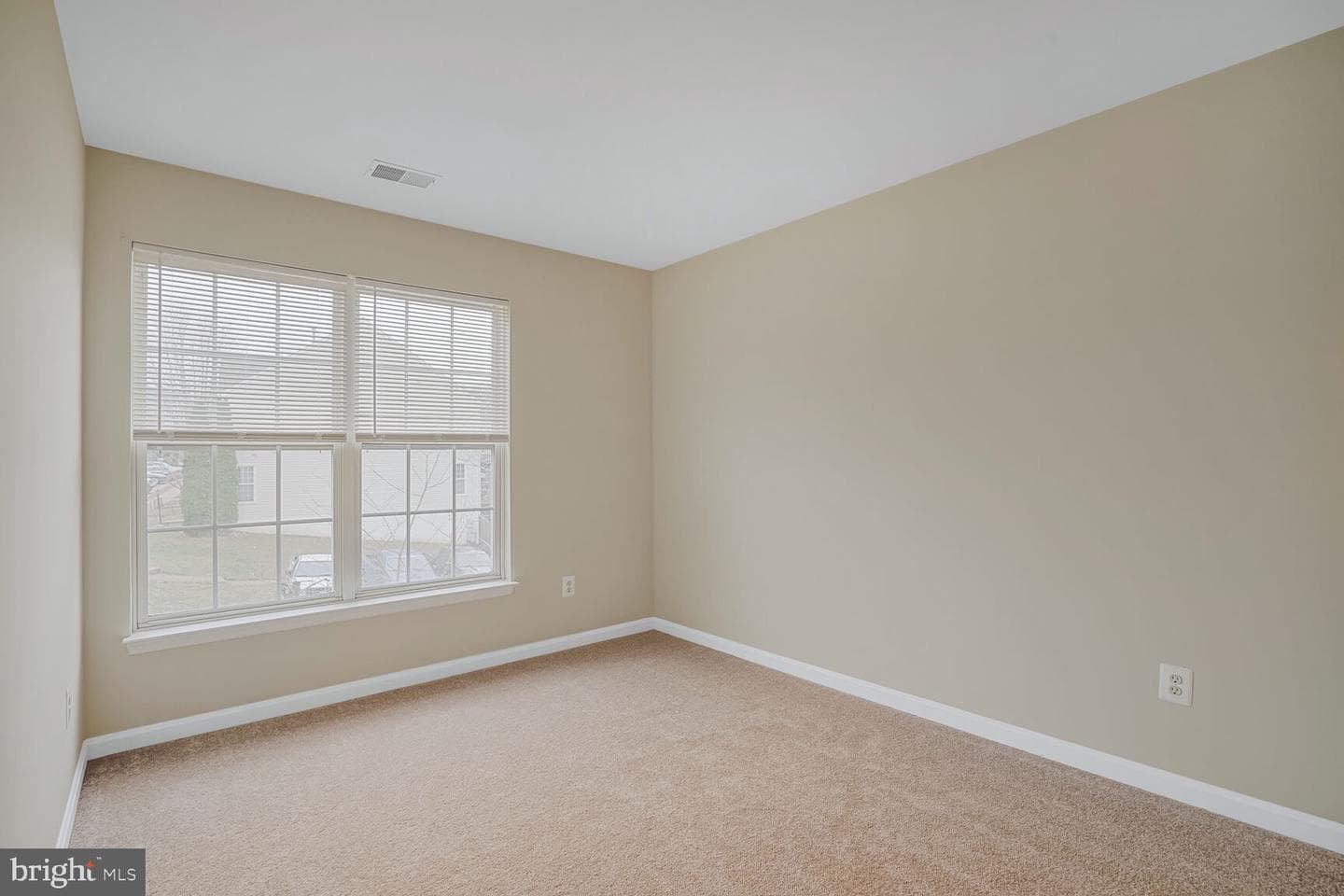 4445 Torrence Place photo 12