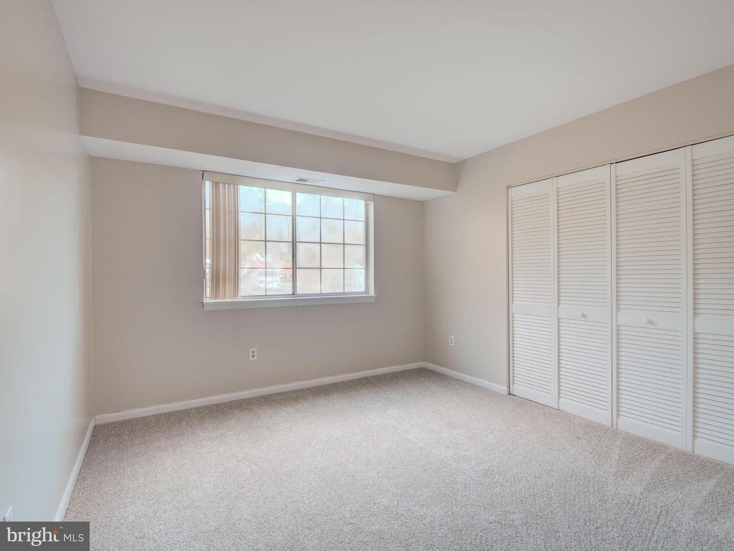 1523 Colonial Drive #104 photo 10