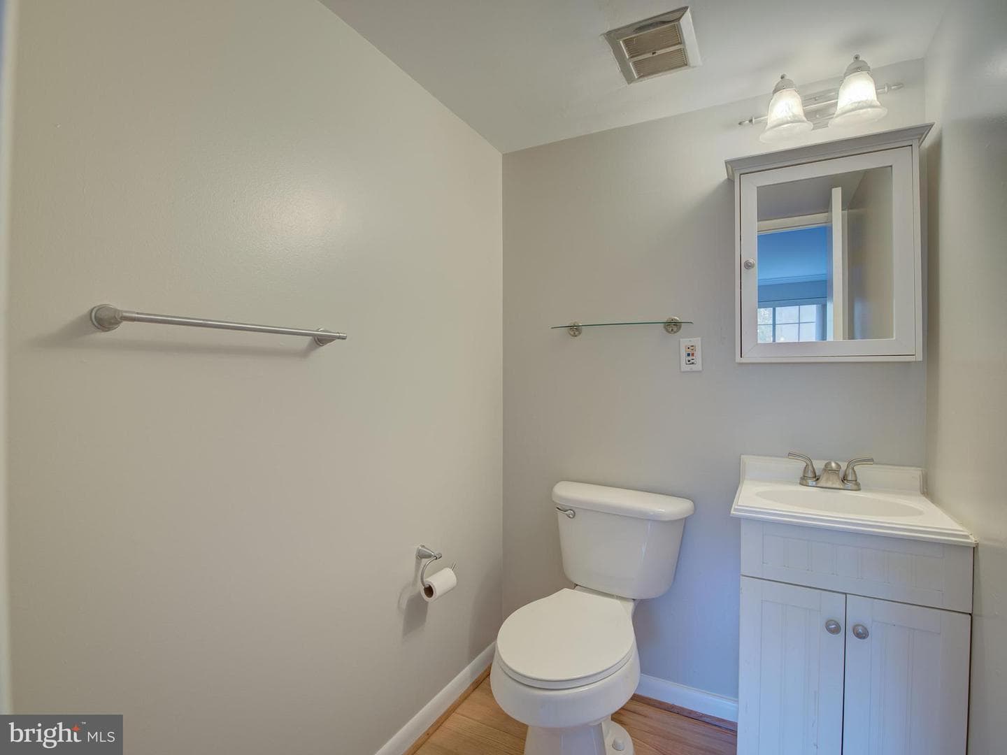 1523 Colonial Drive #104 photo 14