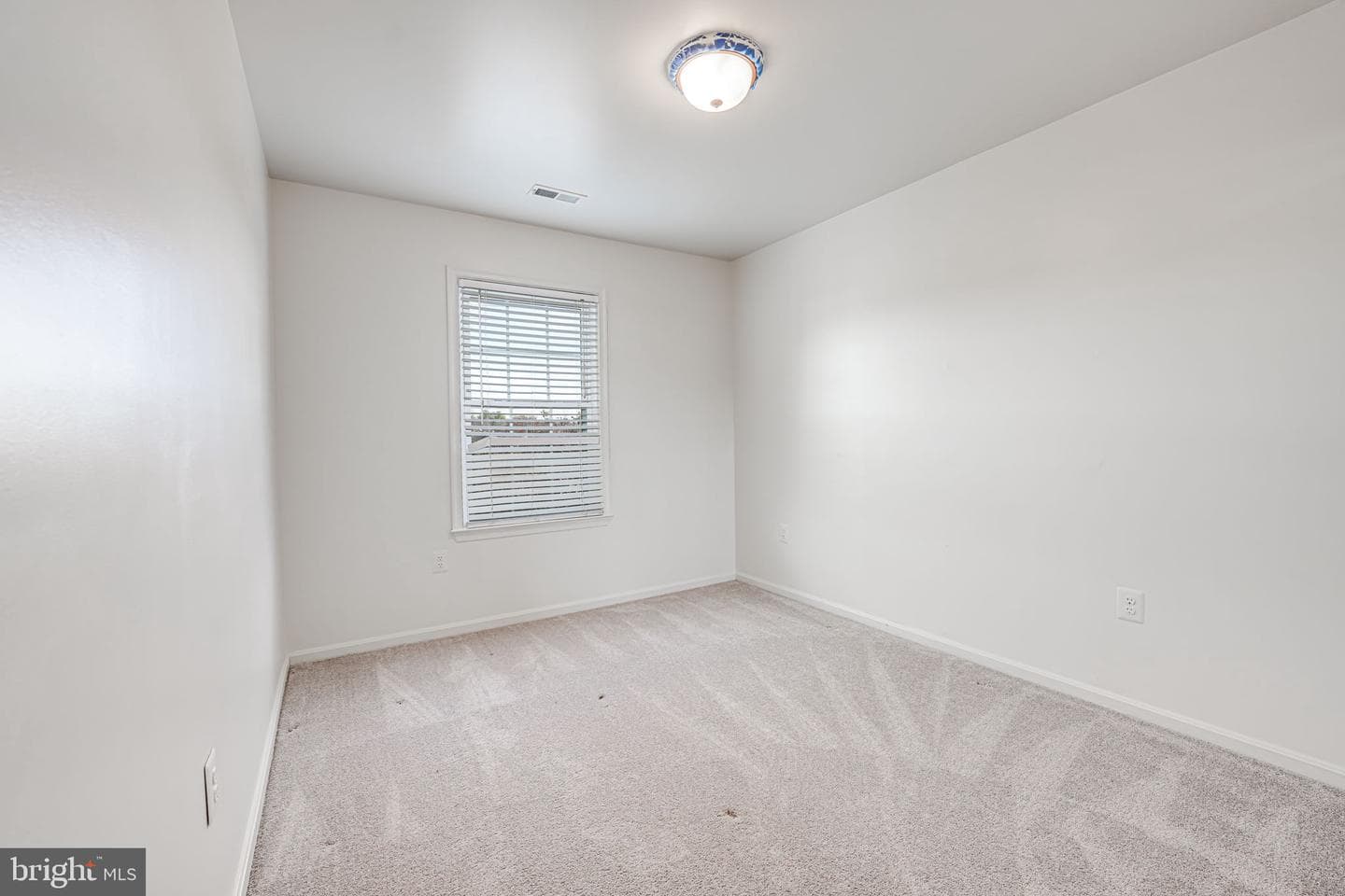 15593 Traverser Court photo 20