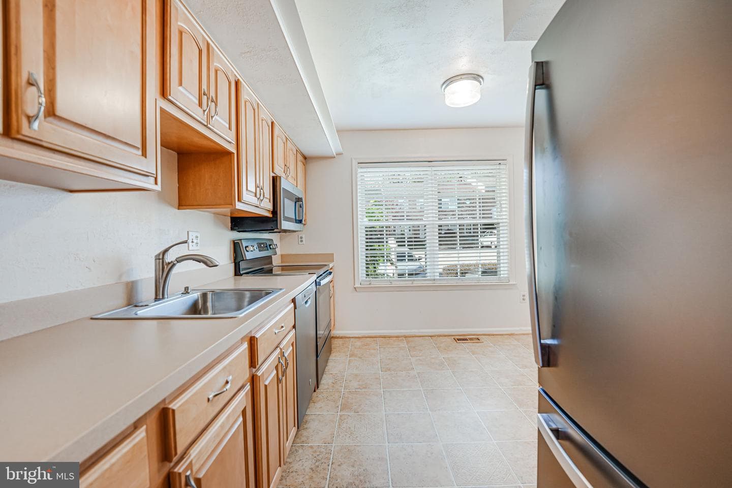 15593 Traverser Court photo 7