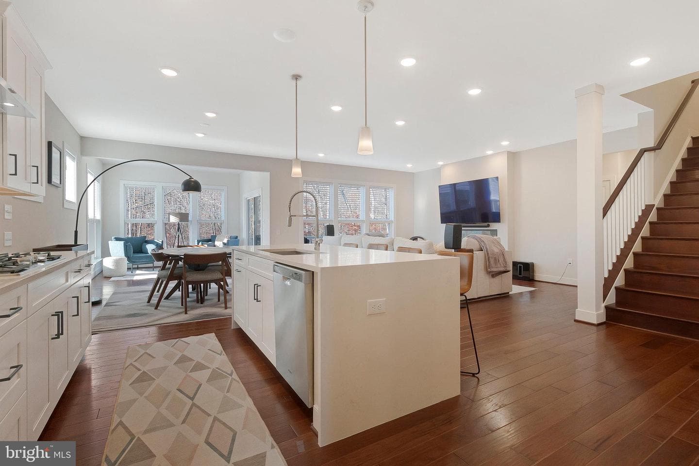 2024 Silver Sycamore Lane photo 11