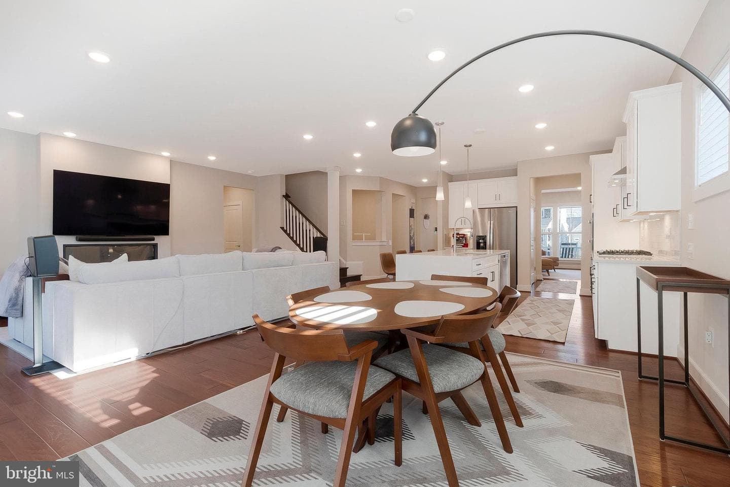 2024 Silver Sycamore Lane photo 18