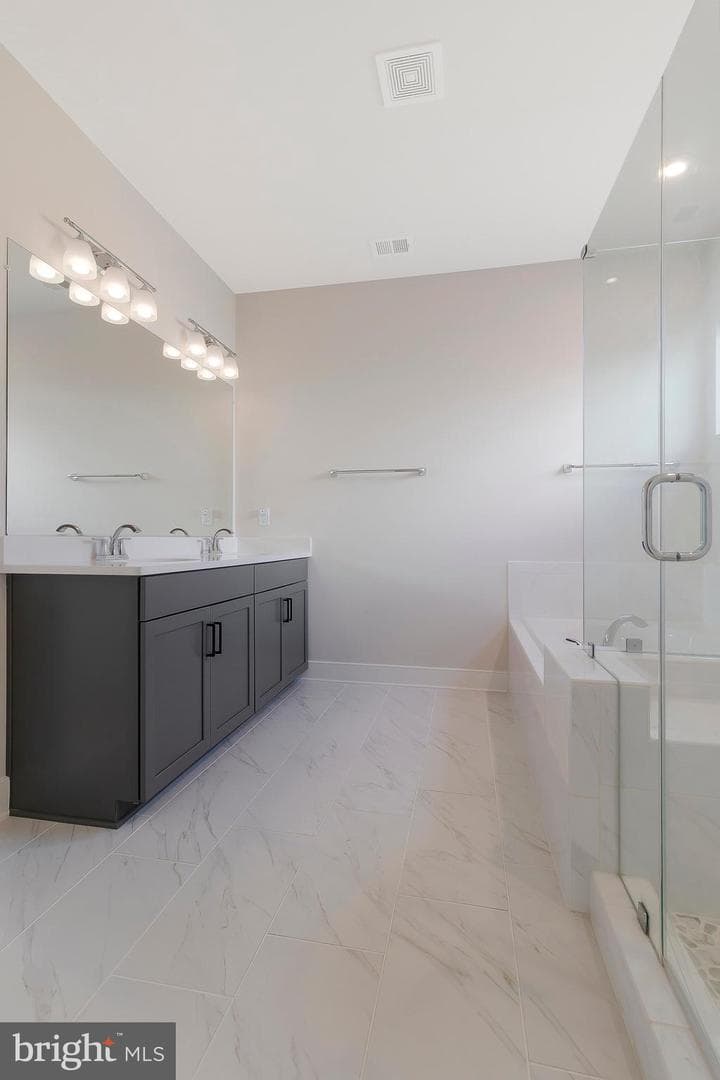 2024 Silver Sycamore Lane photo 50