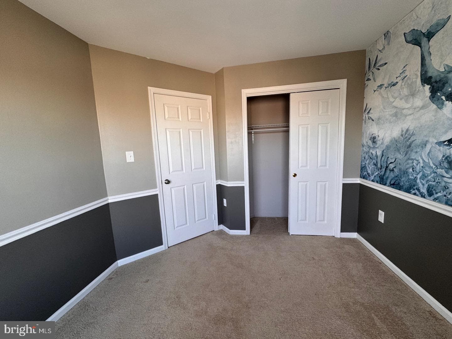 8052 Hilliard Drive photo 34