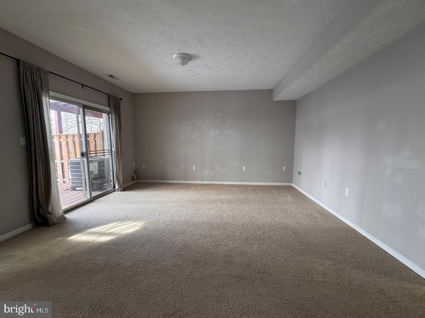 8052 Hilliard Drive photo 45
