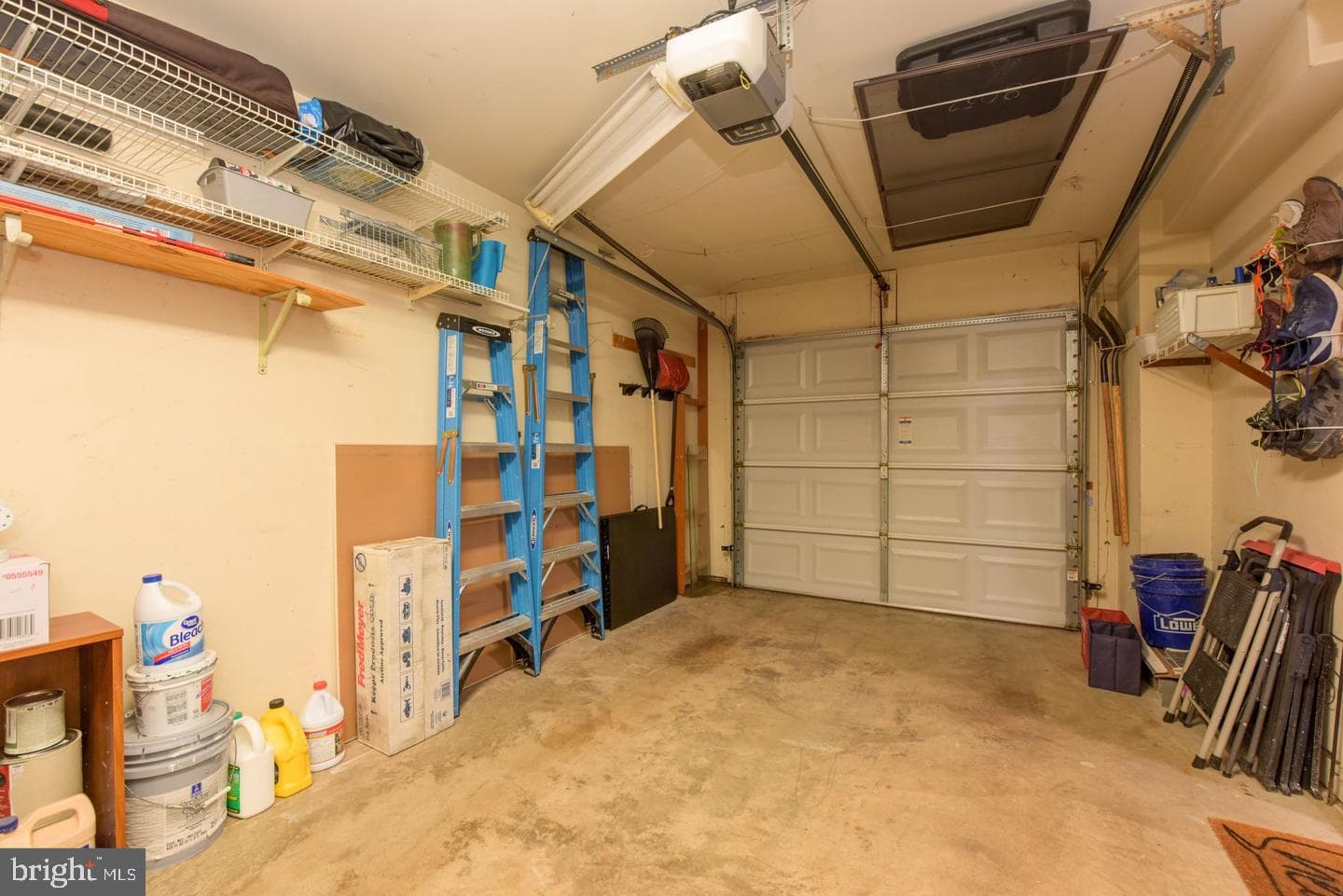 8052 Hilliard Drive photo 50