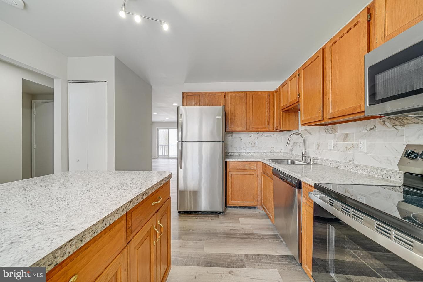 16200 Taconic Circle #66d photo 10