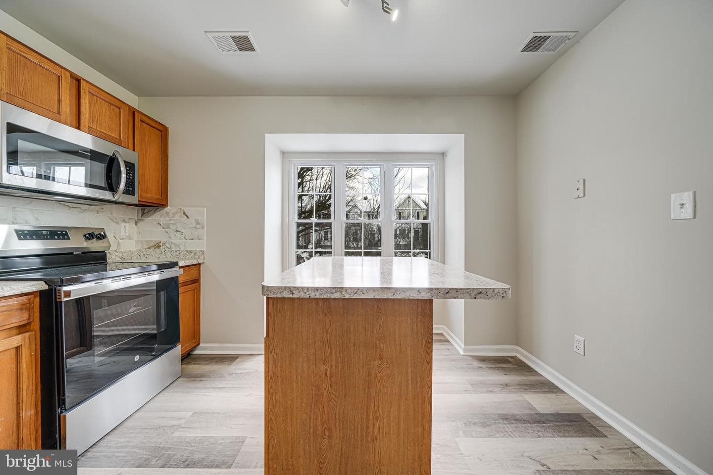 16200 Taconic Circle #66d photo 8