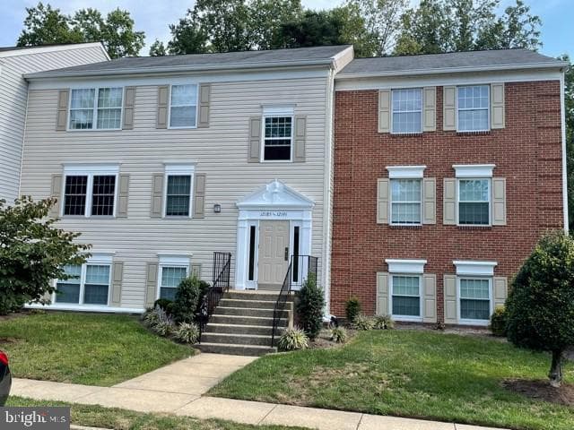 12189 Chaucer Lane #12189 photo 1