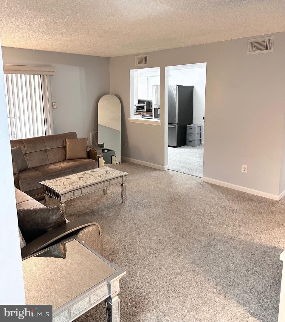 12189 Chaucer Lane #12189 photo 3