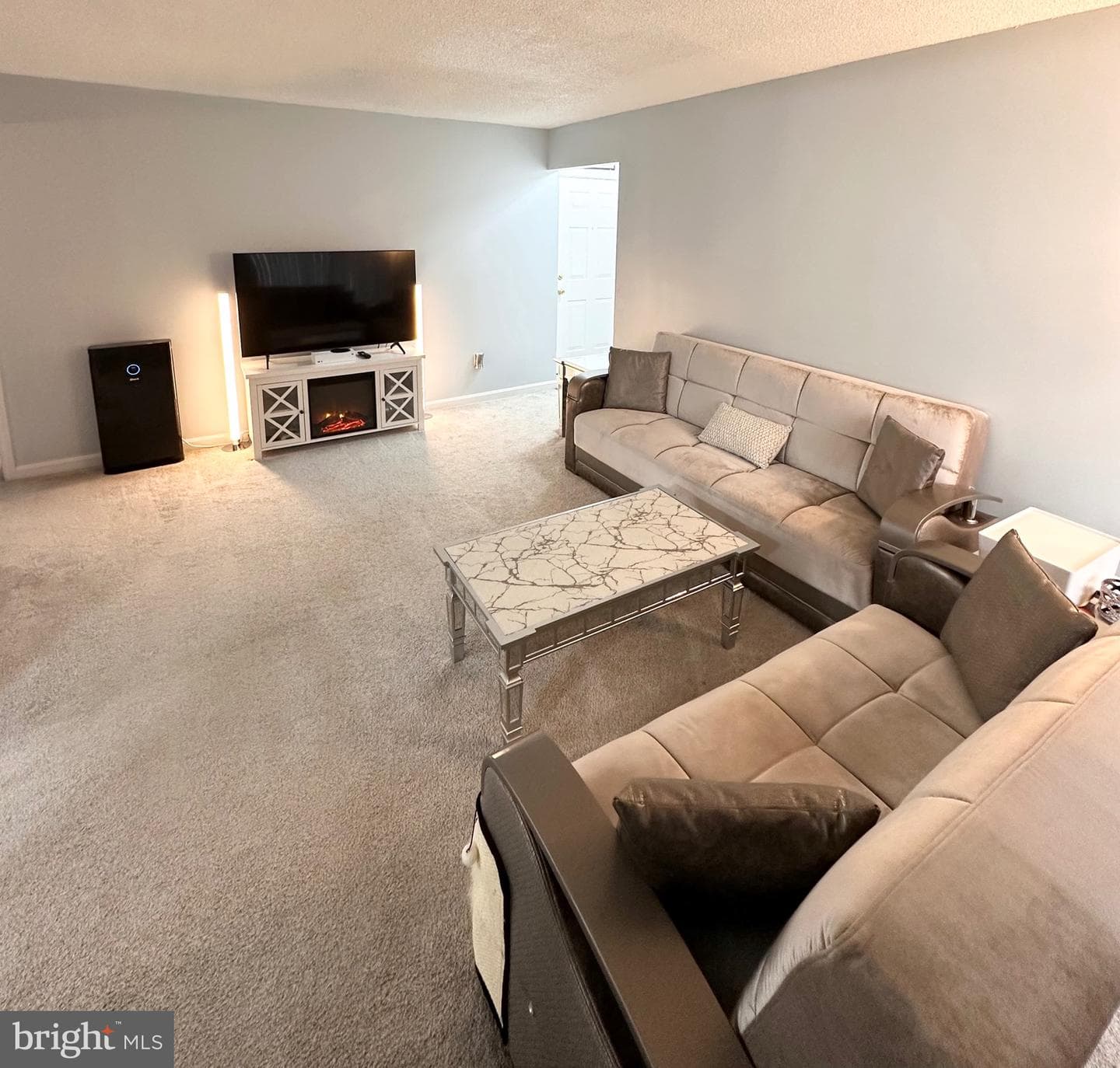 12189 Chaucer Lane #12189 photo 5
