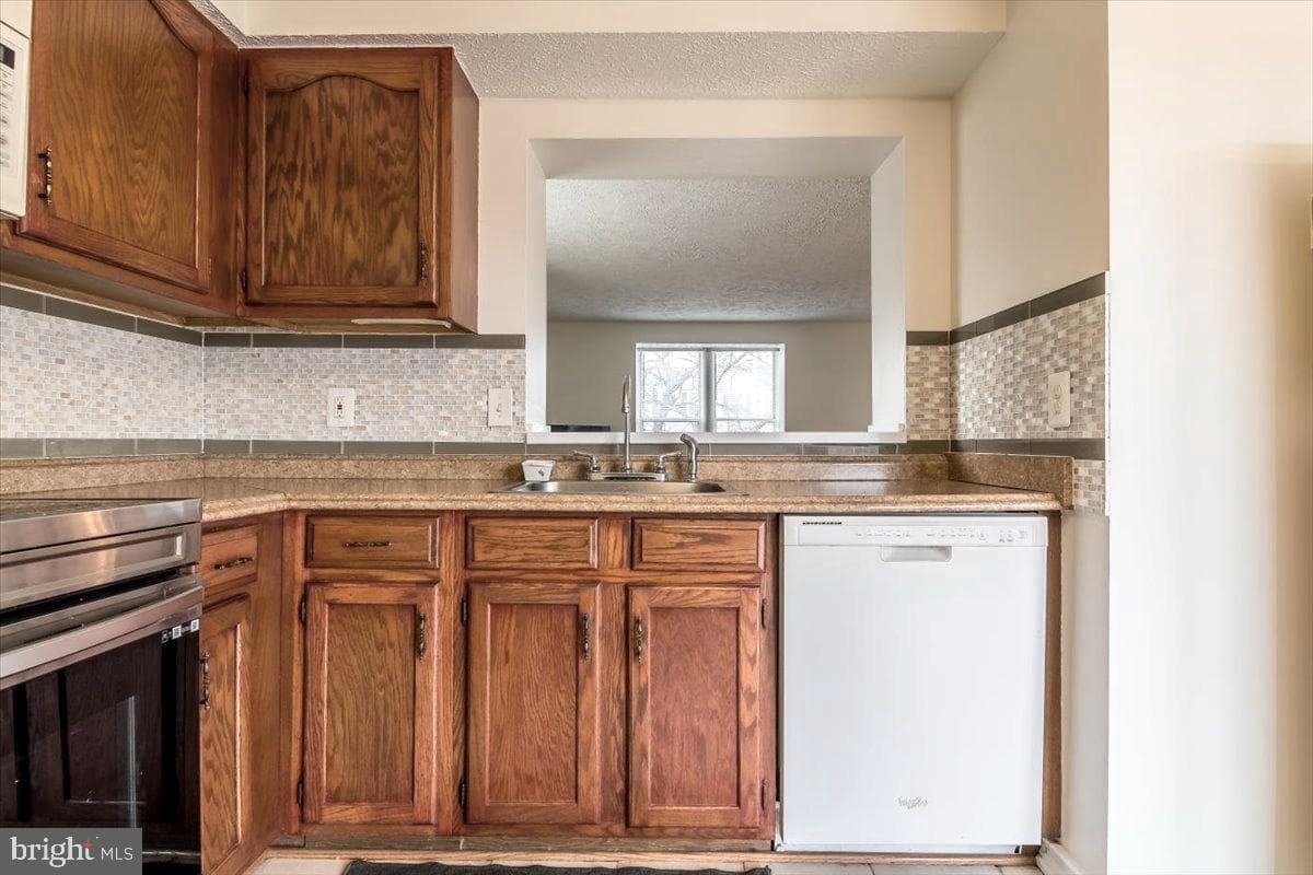1823 Tilletson Place photo 14