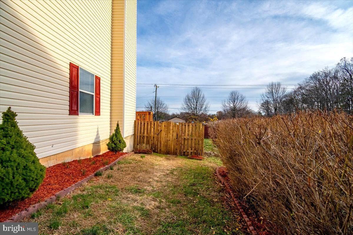 1823 Tilletson Place photo 29