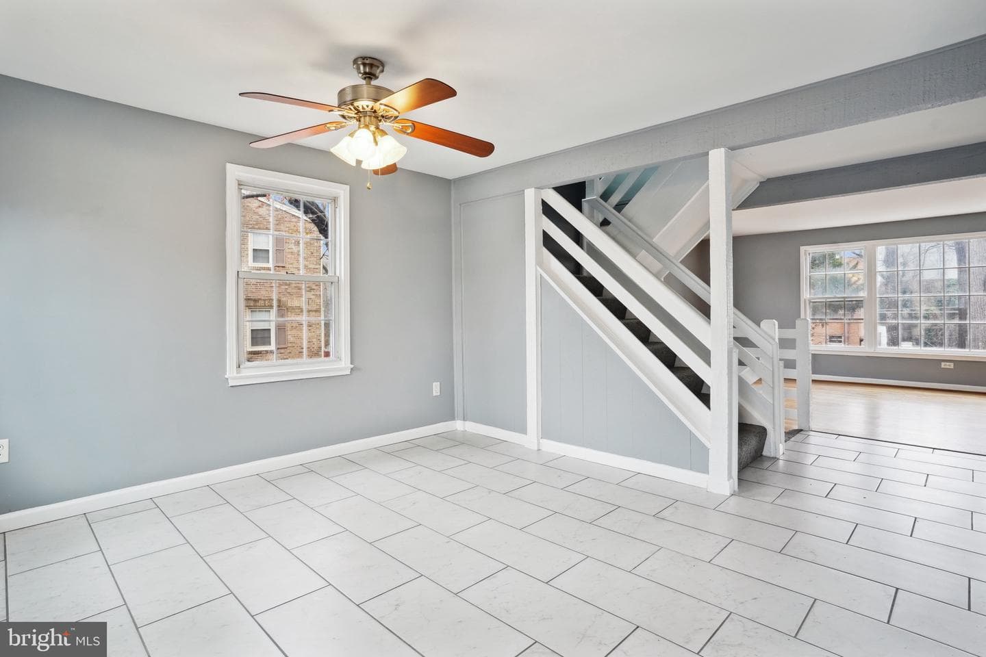 1426 Deerfield Lane photo 3