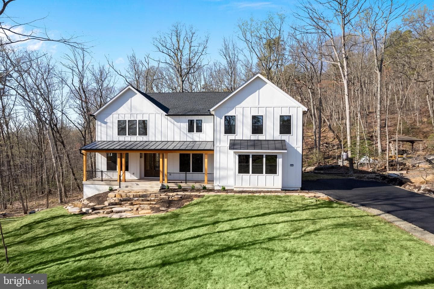 2922 Martin Terrace