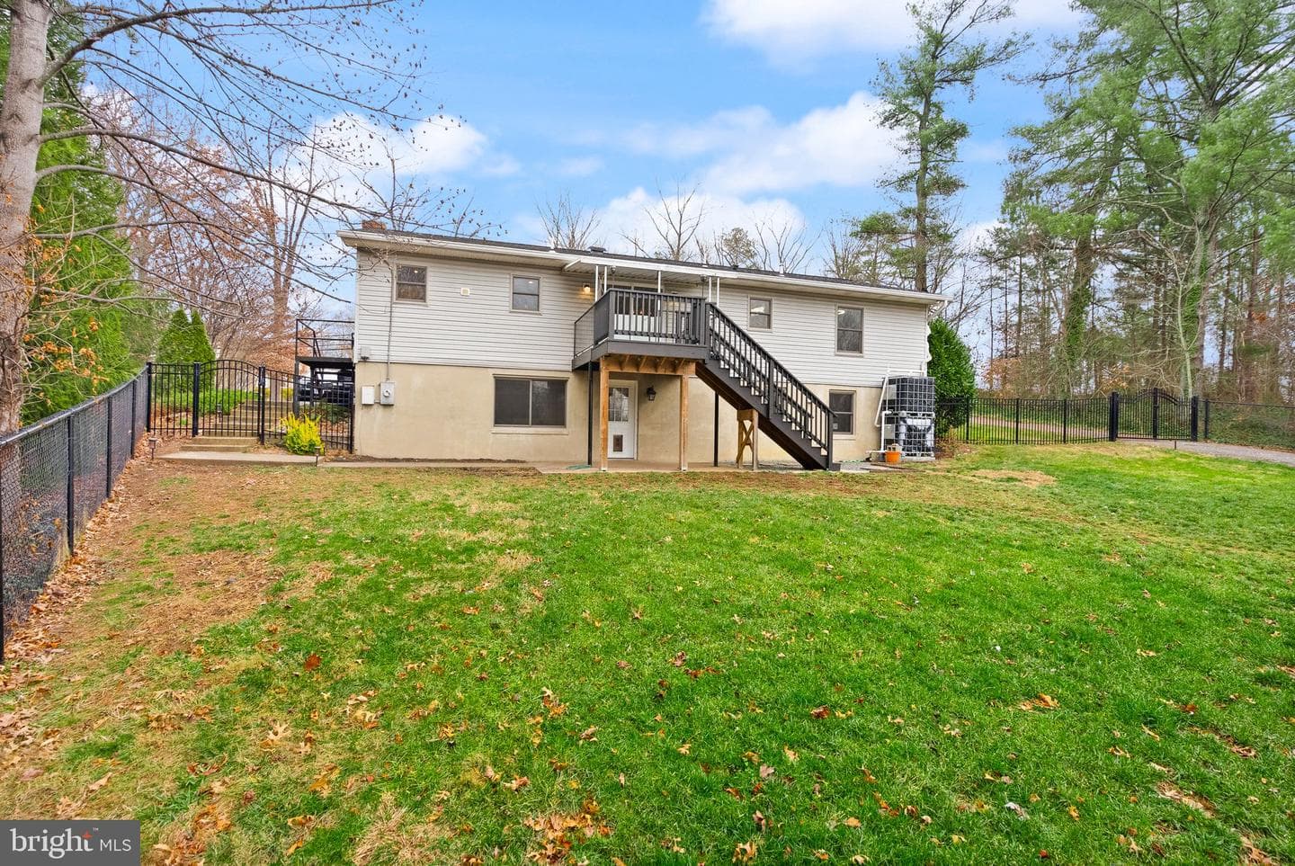10420 Lake Jackson Drive photo 55