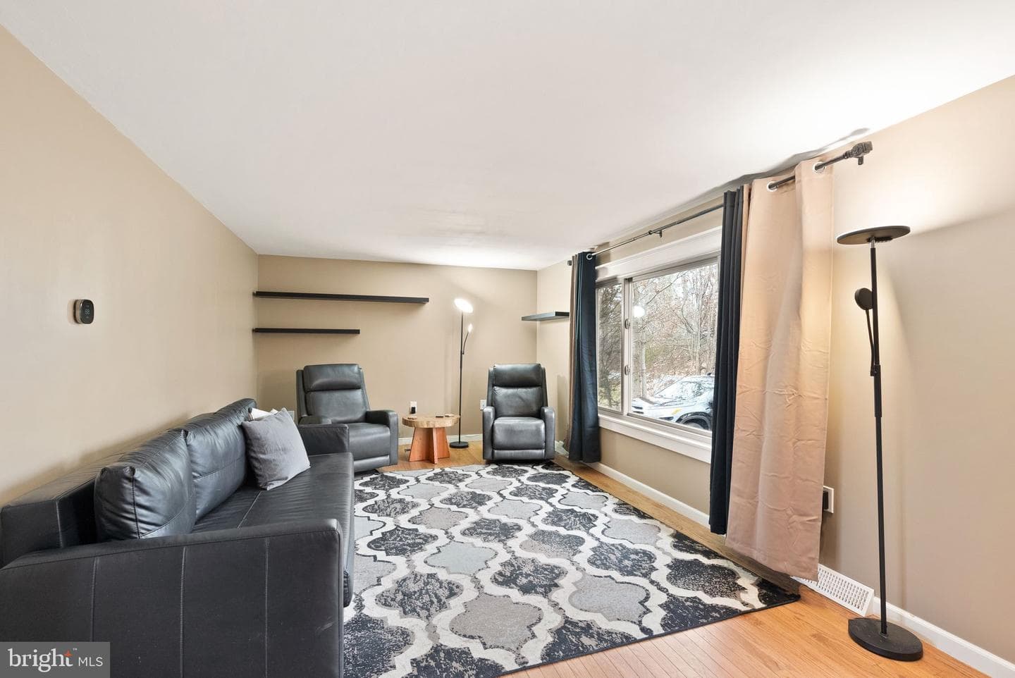 10420 Lake Jackson Drive photo 9