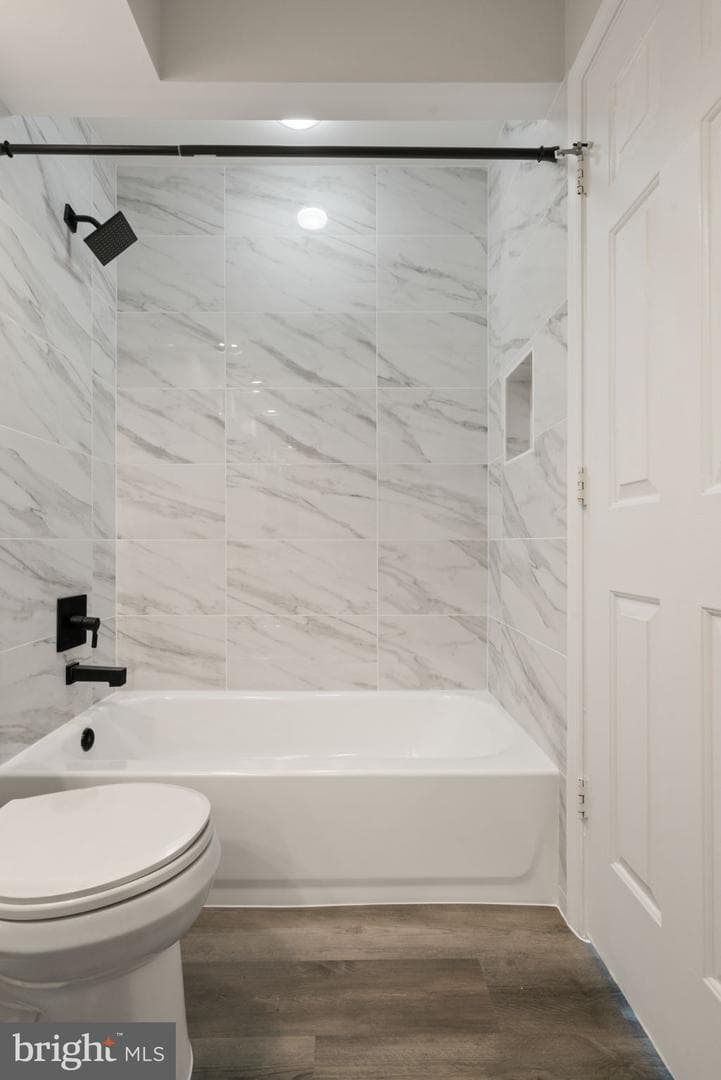 3404 Tuckahoe Court photo 23