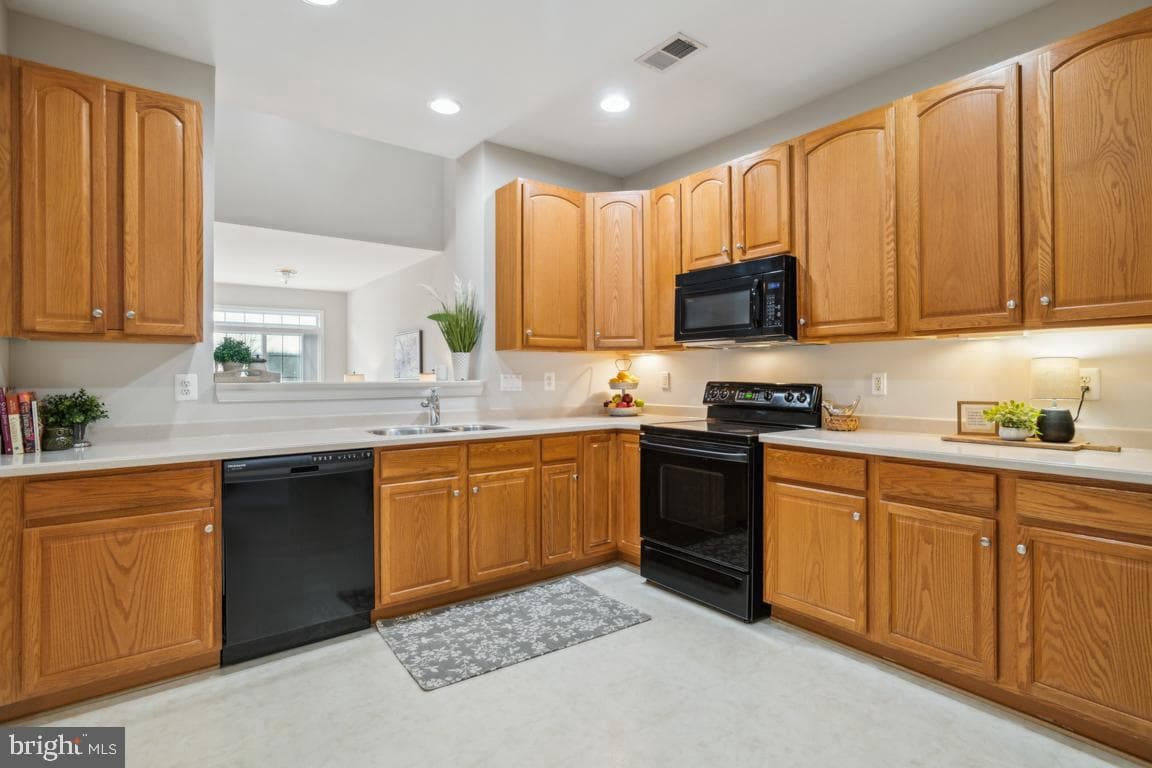 13905 Chelmsford Drive photo 12