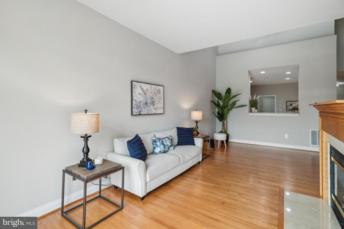 13905 Chelmsford Drive photo 18