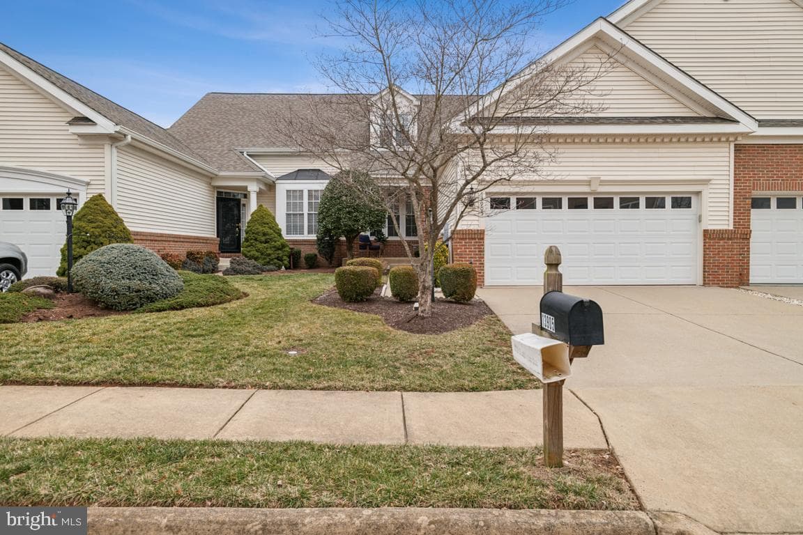 13905 Chelmsford Drive photo 2