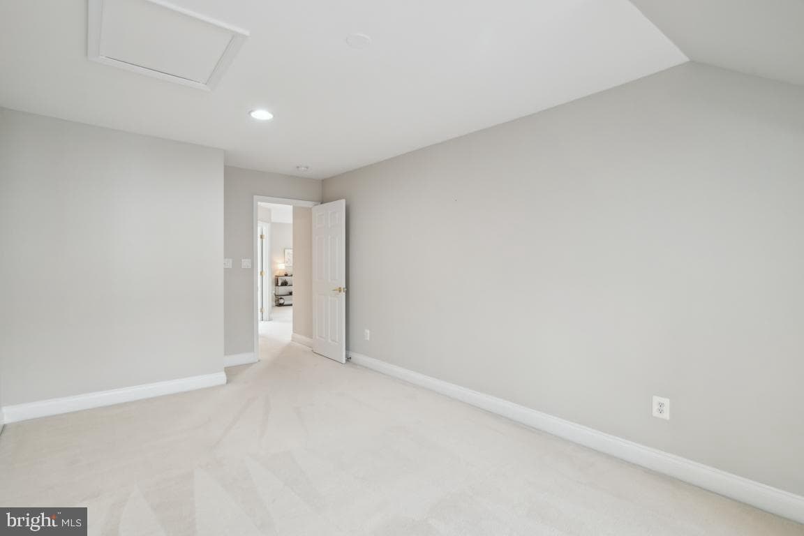 13905 Chelmsford Drive photo 30