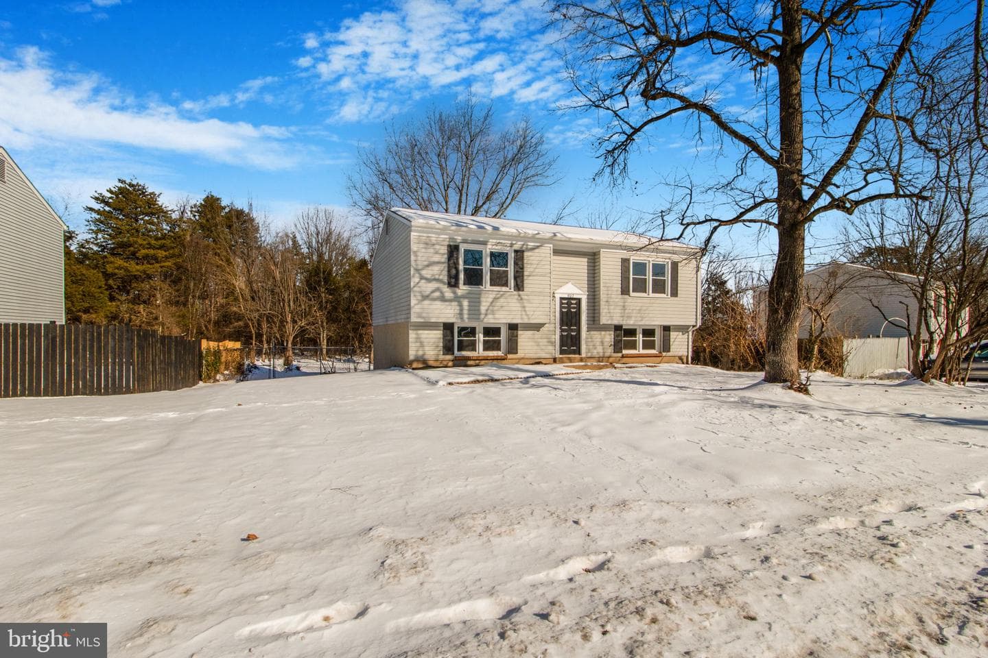 9702 Lomond Drive photo 2