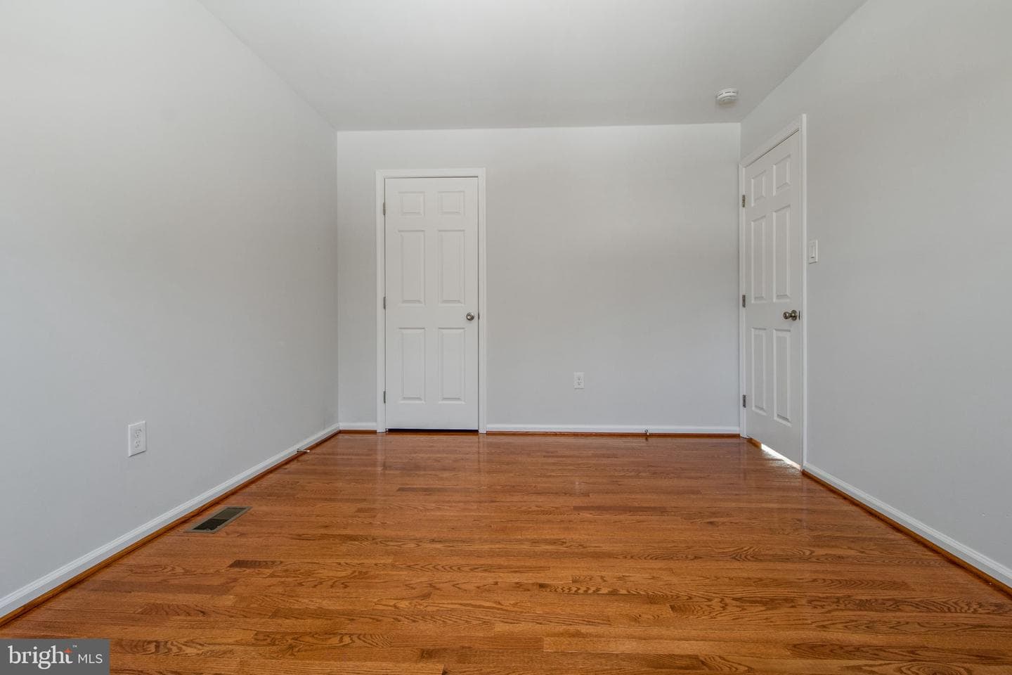 9702 Lomond Drive photo 8