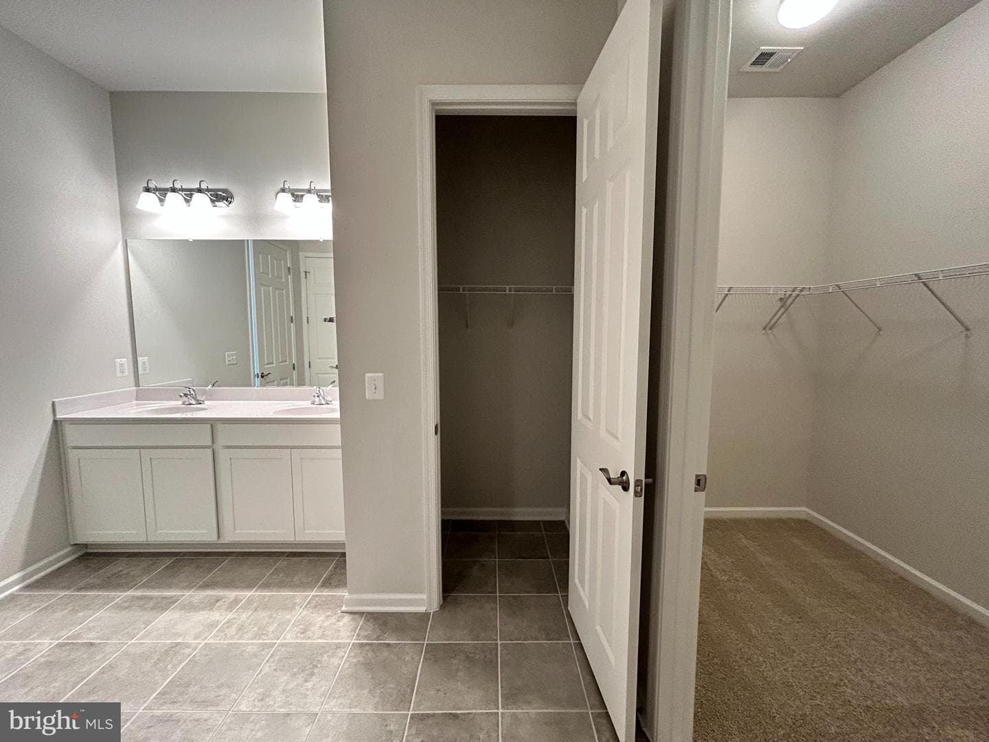 9461 Sarah Mill Terrace photo 13
