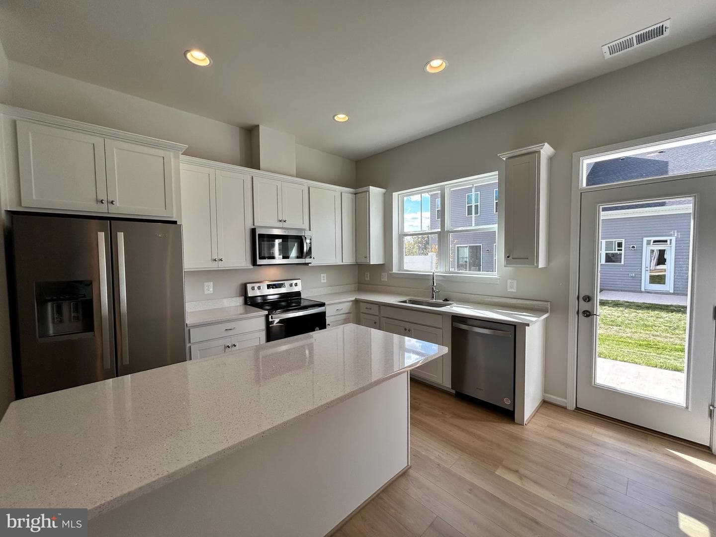 9461 Sarah Mill Terrace photo 3