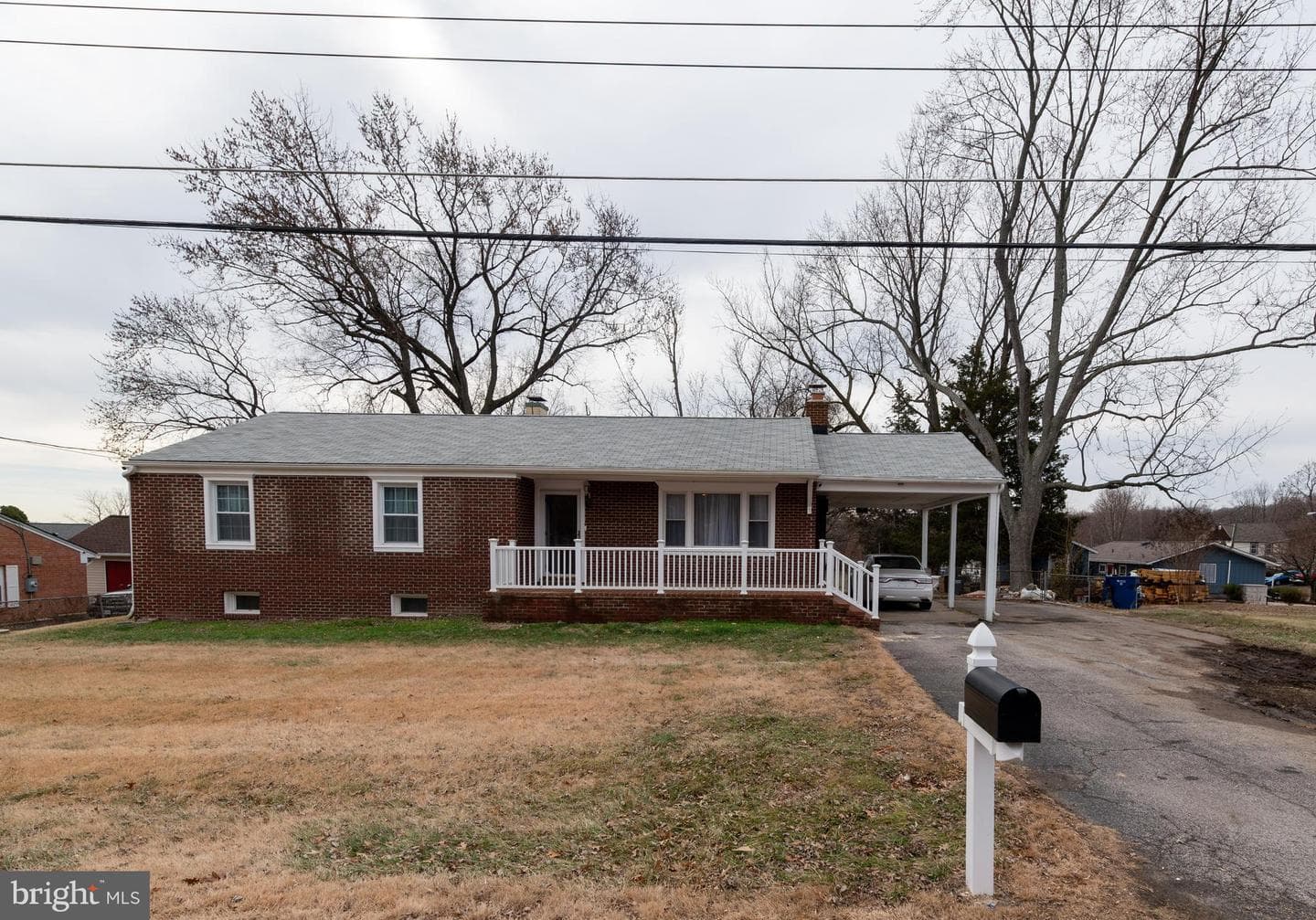 1405 Woodside Drive photo 1